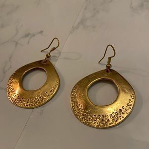 Hanging earrings